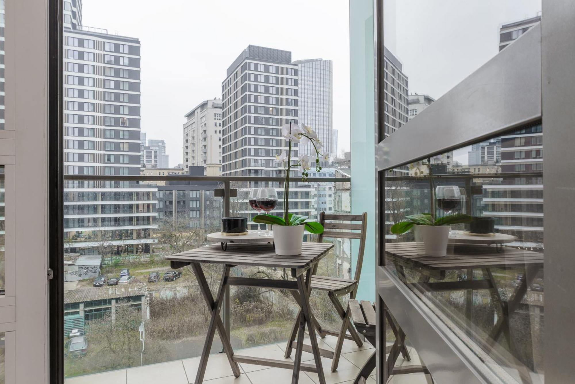Lumina Apartments Near Warsaw Uprising Museum Bagian luar foto